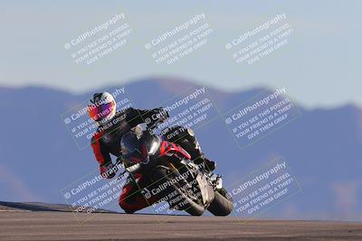 media/Nov-06-2023-Moto Forza (Mon) [[ce023d0744]]/4-Beginner Group/Session 5 (Turn 9)/